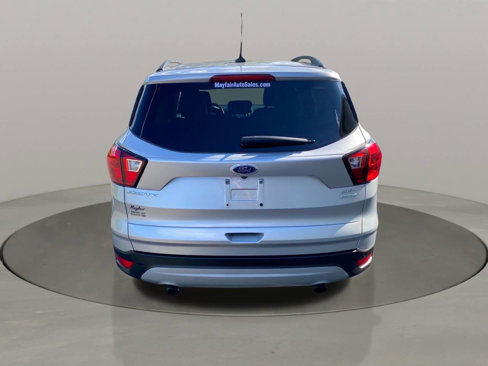 Used 2019 Ford Escape SEL image 5