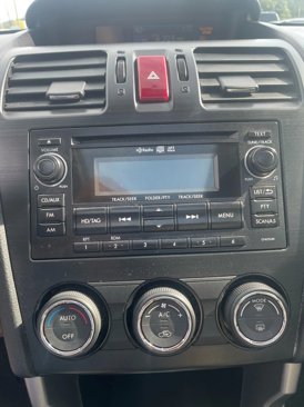 Used 2014 Subaru Forester 2.5i Limited image 8