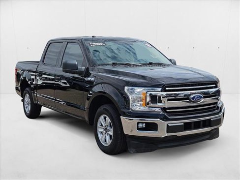 Used 2018 Ford F150 XLT w/ Trailer Tow Package image 3