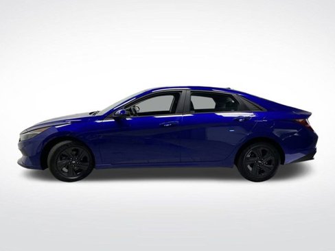 Used 2022 Hyundai Elantra SEL w/ Cargo Package image 10