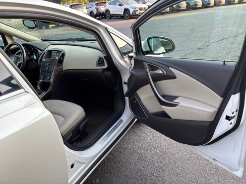 Used 2015 Buick Verano Leather w/ Experience Buick Package image 42