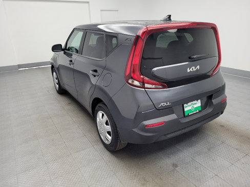 Used 2022 Kia Soul LX image 5