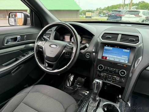 Used 2018 Ford Explorer XLT w/ Equipment Group 201A image 41