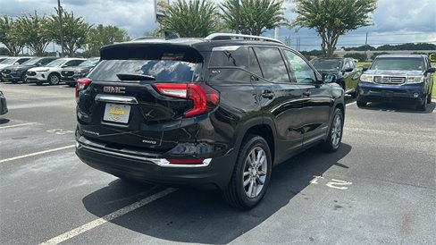 Used 2024 GMC Terrain SLT image 7