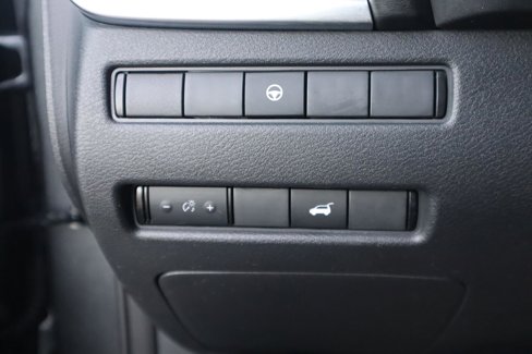 Used 2023 Nissan Rogue SV w/ SV Premium Package image 33