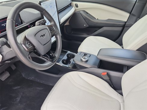 Used 2021 Ford Mustang Mach-E Premium image 13