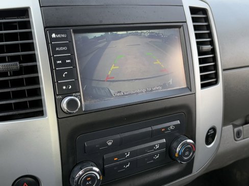 Used 2021 Nissan Frontier S image 21