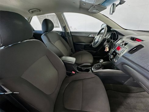 Used 2013 Kia Forte EX image 24