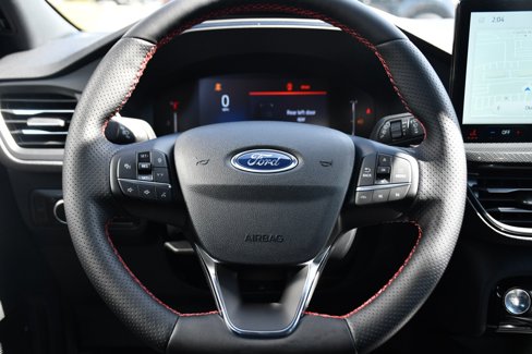 Used 2025 Ford Escape ST-Line w/ Tech Pack #1 image 17
