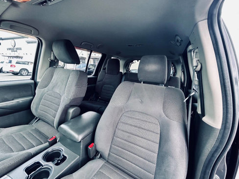 Used 2012 Nissan Pathfinder SV image 12