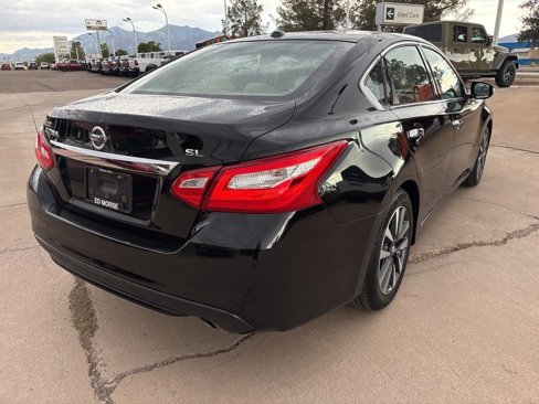 Used 2017 Nissan Altima 2.5 SL image 5