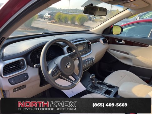 Used 2016 Kia Sorento LX image 7