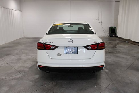 Used 2024 Nissan Altima 2.5 SR image 8