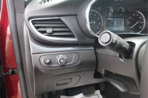 Used 2022 Buick Encore Preferred w/ Safety Package image 20