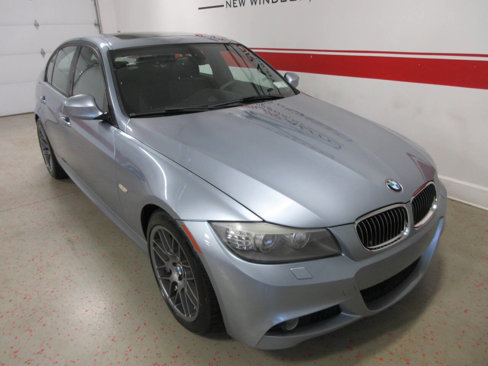 Used 2011 BMW 335i xDrive Sedan image 11