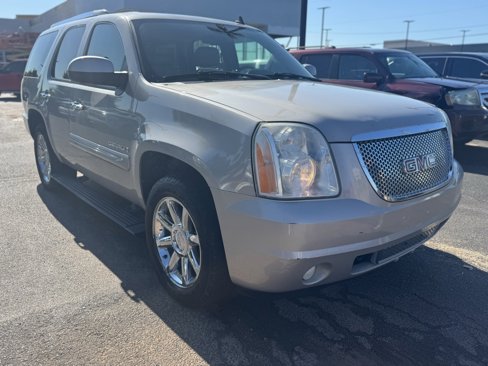 Used 2007 GMC Yukon Denali image 3
