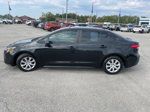 Used 2021 Toyota Corolla LE image 5