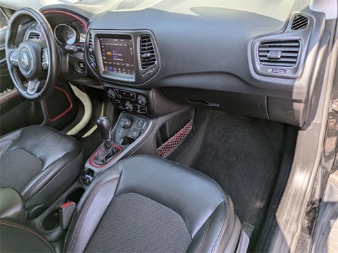 Certified 2019 Jeep Compass Trailhawk w/ Cold Weather Group image 28