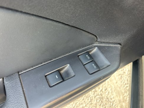 Used 2013 Ford Mustang Convertible image 16