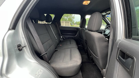 Used 2010 Ford Escape XLT image 25