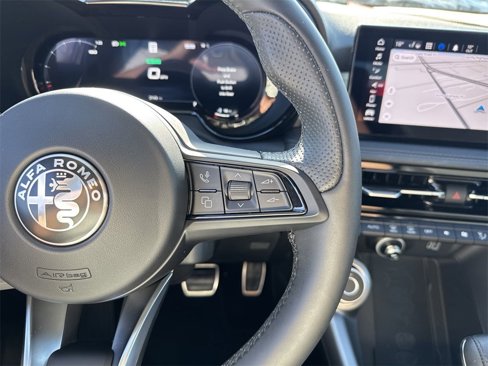 New 2024 Alfa Romeo Tonale Speciale image 17