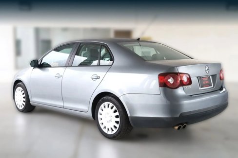 Used 2009 Volkswagen Jetta S image 5