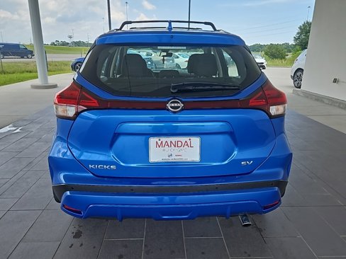 Used 2024 Nissan Kicks SV image 8