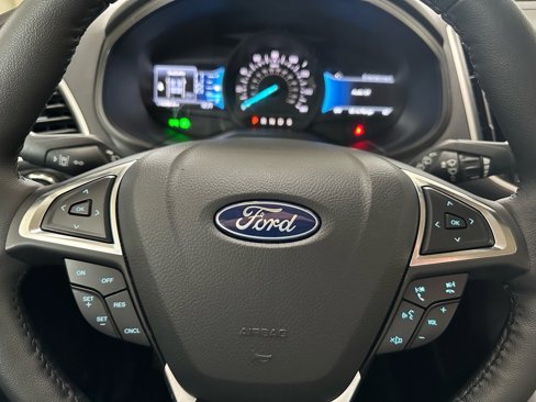 Used 2024 Ford Edge SEL w/ Convenience Package image 33
