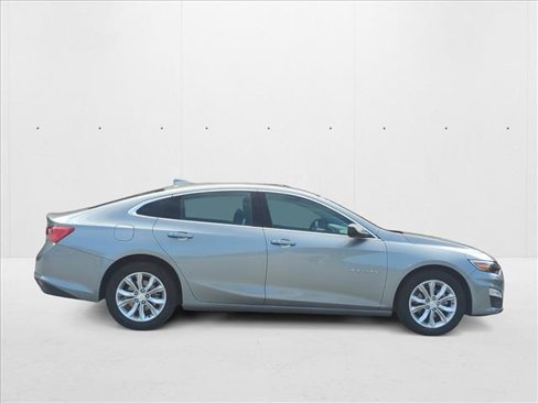 Used 2024 Chevrolet Malibu LT image 4