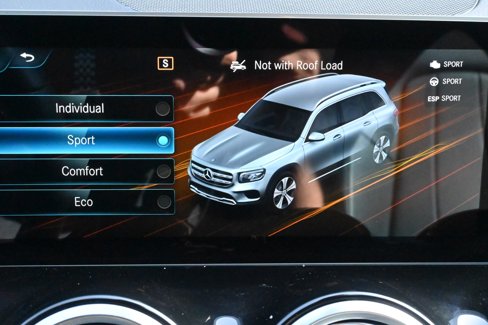 Used 2021 Mercedes-Benz GLB 250 image 22