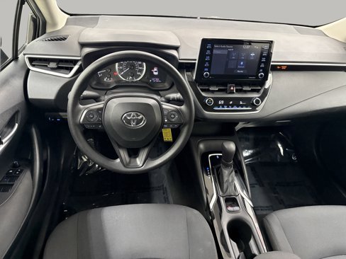 Used 2021 Toyota Corolla LE image 8