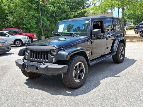 Used 2015 Jeep Wrangler Unlimited Sahara w/ Connectivity Group image 3