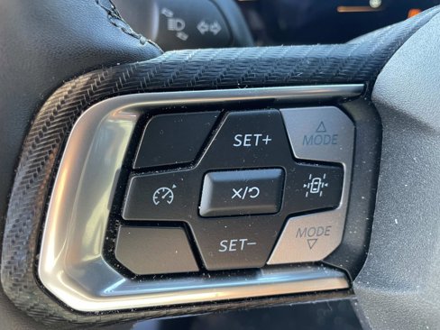 Used 2024 Ford Mustang Coupe image 17