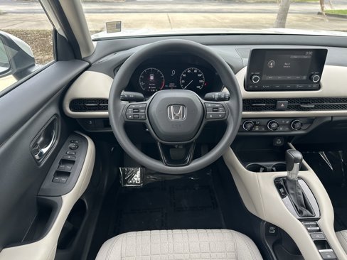 Used 2023 Honda HR-V LX image 2
