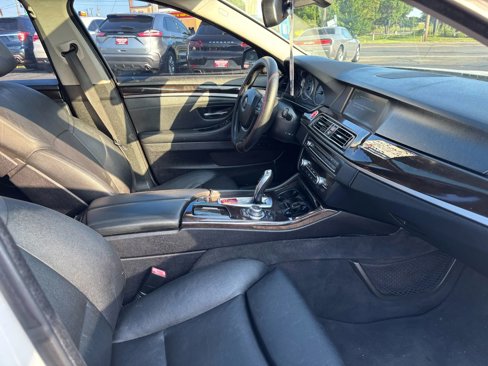 Used 2011 BMW 535i Sedan image 12