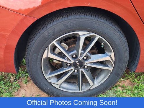 Used 2022 Kia Forte LXS image 5
