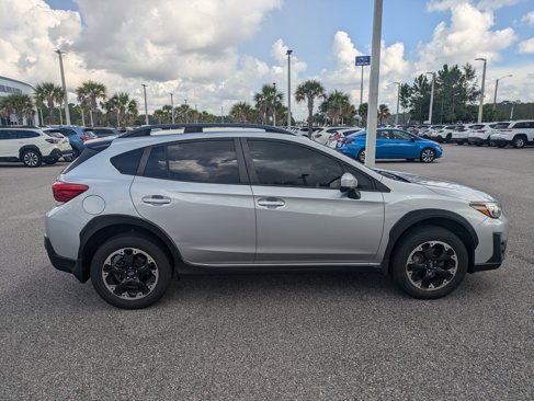 Used 2022 Subaru Crosstrek 2.0i Premium w/ Moonroof Package image 3