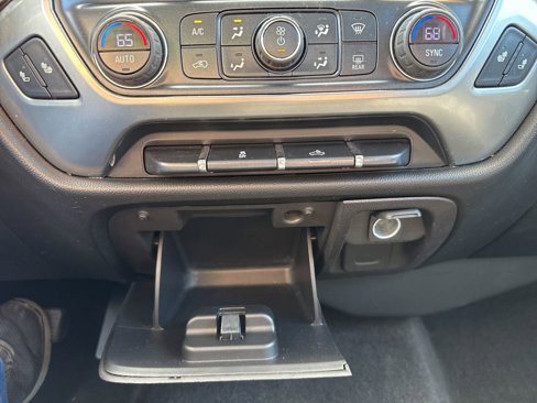 Used 2018 Chevrolet Silverado 1500 LT w/ All Star Edition image 30