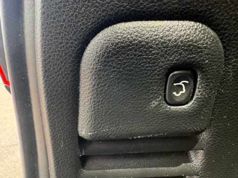 Used 2019 Jeep Grand Cherokee Laredo image 34