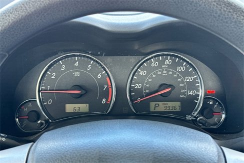 Used 2013 Toyota Corolla LE image 23