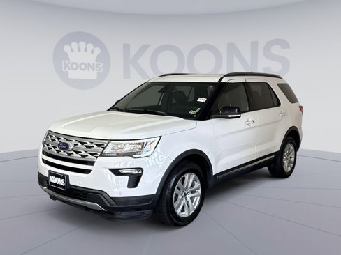 Used 2018 Ford Explorer XLT w/ Equipment Group 202A image 1