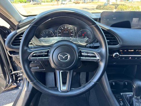 Used 2020 MAZDA MAZDA3 Sedan w/ Preferred Package image 8