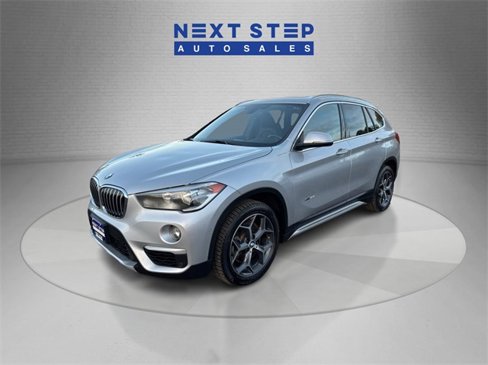Used 2017 BMW X1 xDrive28i w/ Driving Assistance Package image 3