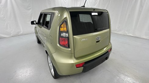 Used 2010 Kia Soul ! image 5