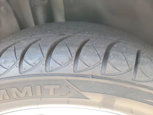 Used 2014 Dodge Challenger R/T image 22