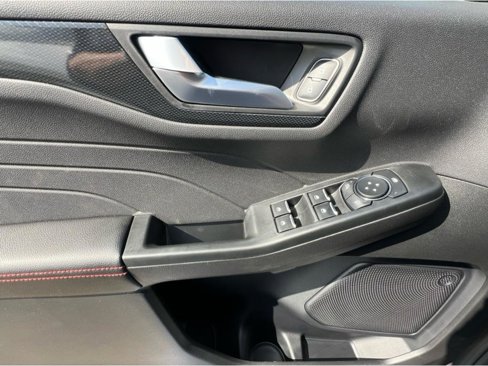 New 2025 Ford Escape ST-Line Select image 11