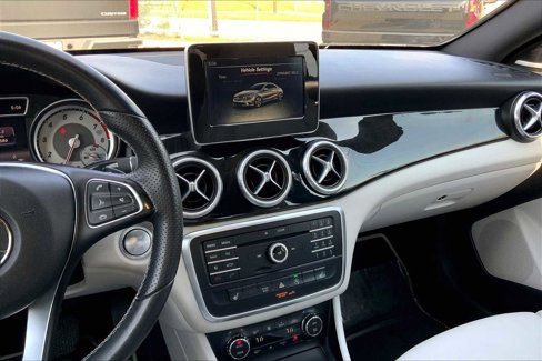 Used 2016 Mercedes-Benz CLA 250 4MATIC image 6