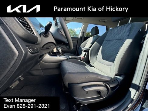 Used 2024 Kia Seltos LX image 6