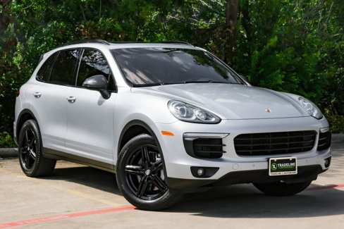 Used 2016 Porsche Cayenne S image 9
