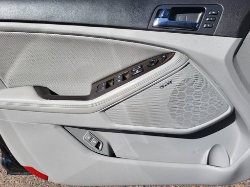 Used 2013 Kia Optima EX w/ Premium Pkg image 6